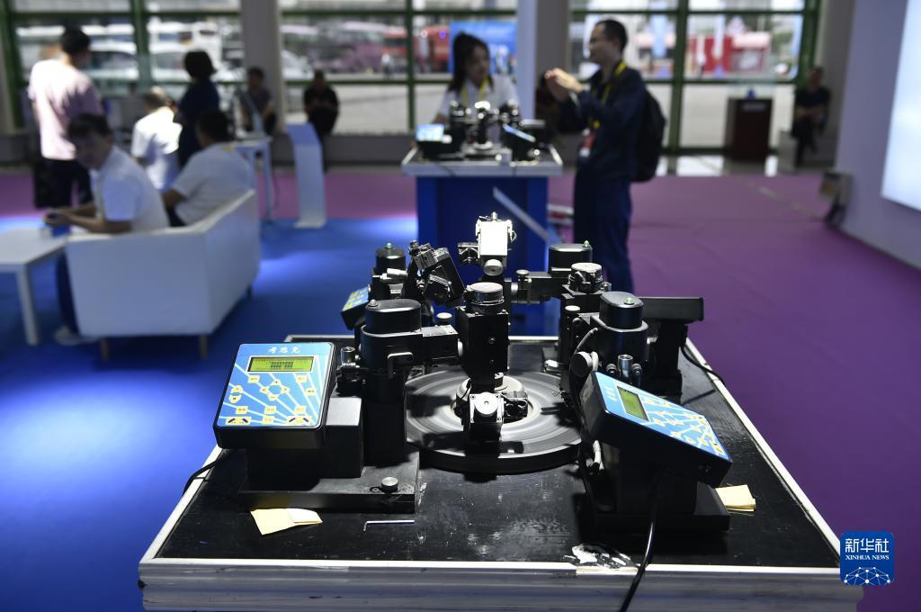 追光棋牌二维码